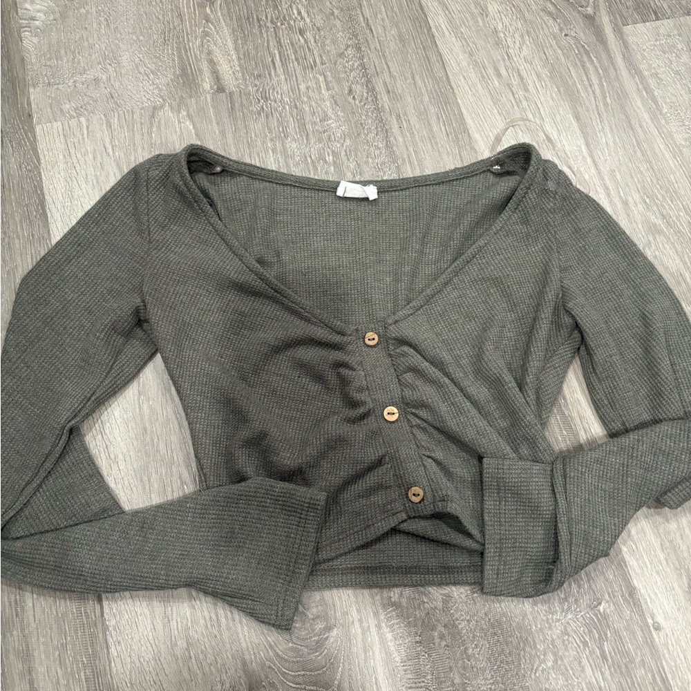 LeLis grey cropped top